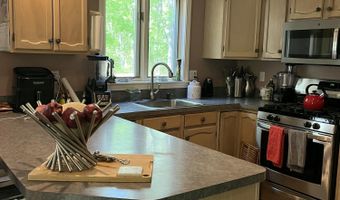92 Brentwood Ln, Barnstable, MA 02630