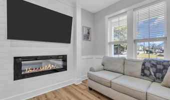 400 Anchor Ave, Beachwood, NJ 08722