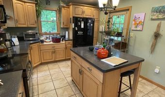 11 Maple St, Brattleboro, VT 05350
