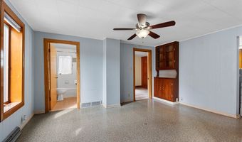 285 Division St, Algoma, WI 54201