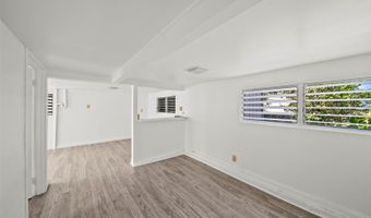 2963 Koali Rd D, Honolulu, HI 96826