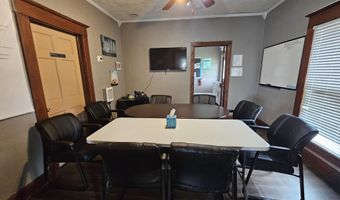 308 W Church St, Aurora, MO 65605