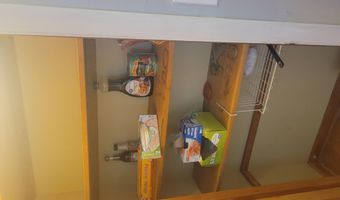 523 S SIMON St, Ada, OH 45810