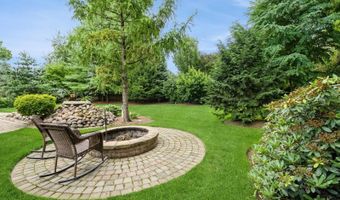 10308 Kenilworth Ave, Algonquin, IL 60102