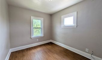 656 Hammel St, Akron, OH 44306