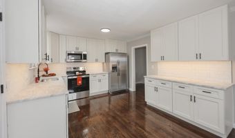 377 High St, Candia, NH 03034