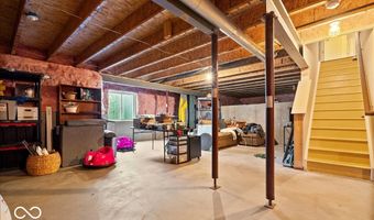 220 Dovetree Dr, Avon, IN 46122