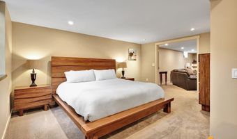 2515 Turnagain Pkwy, Anchorage, AK 99517