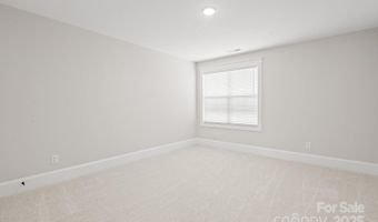 6906 Providence Ln W, Charlotte, NC 28226