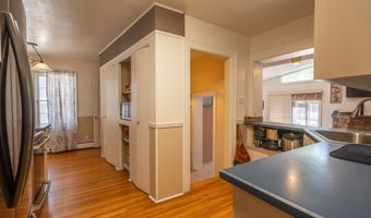 1227 S Ctr, Casper, WY 82601