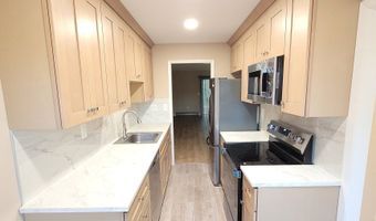 22 Dogwood Ct 22, Cromwell, CT 06416