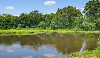 28 Armstrong Rd C15, Coventry, CT 06238