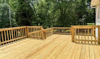 676 Sunny Point Rd, Baxter, TN 38544