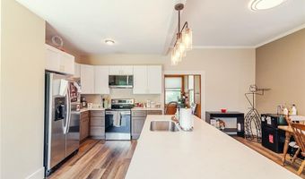 708 N 5th St, Atchison, KS 66002