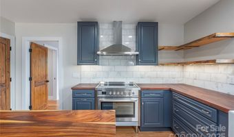 234 Erwin Hills Rd, Asheville, NC 28806
