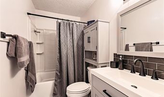 2662 Elm Dr, Arnold, MO 63010