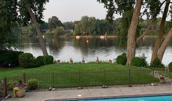 1128 Benton St, Anoka, MN 55303