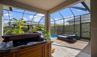 5923 SILVER SUN Dr, Apollo Beach, FL 33572