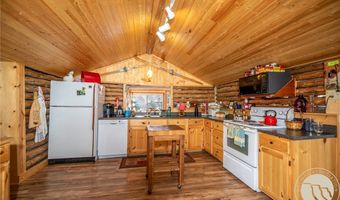 129 Nitche Rd, Absarokee, MT 59001