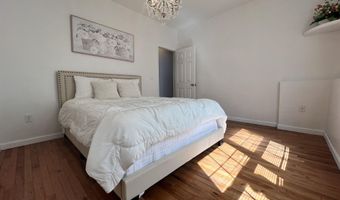 19 W Shore Ave, Manchester, NH 03109