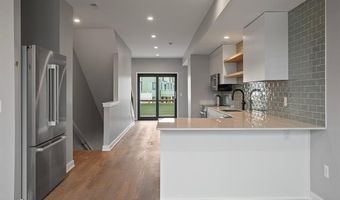 2237 Trillium Ln, Ann Arbor, MI 48104