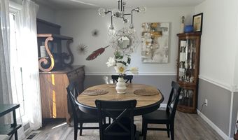 1105 Redding Ln, Angola, IN 46703