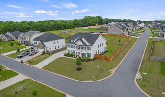400 N Oak Crest Dr, Belton, SC 29627