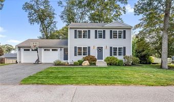 123 Terrace Ave, Cumberland, RI 02864