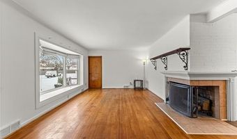 17271 Hamilton Ave, Allen Park, MI 48101