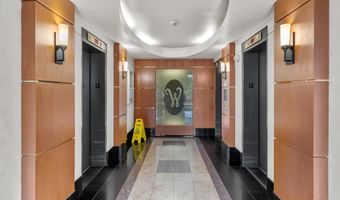 203 YOAKUM Pkwy 1406, Alexandria, VA 22304
