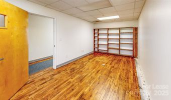 124 College St, Asheville, NC 28801