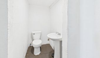 1310 W 1st St, Alexandria, IN 46001
