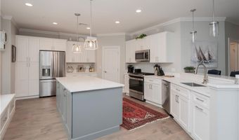 283 Broadway Ave, Newport, RI 02840