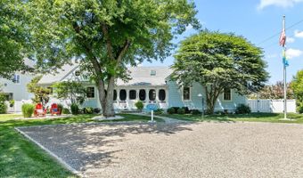 301 PARKWOOD St, Bethany Beach, DE 19930