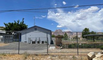 9 Lassen St, Blue Diamond, NV 89004