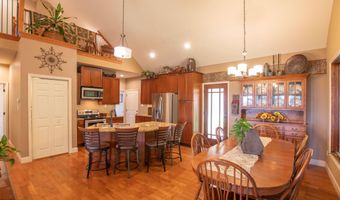 16301 Highlands Log Dr, Abingdon, VA 24210