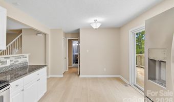 147 Birch Ln, Arden, NC 28704