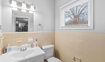 225 Cart Dr, Spartanburg, SC 29307