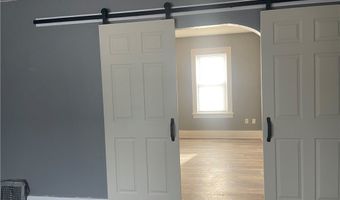 1365 East Ave, Akron, OH 44307