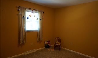 1037 Elk Dr, Ashtabula, OH 44004