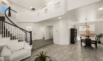8610 E Silver Rdg, Anaheim, CA 92808