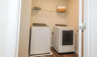 573 AUBURN Xing, Auburn, GA 30011