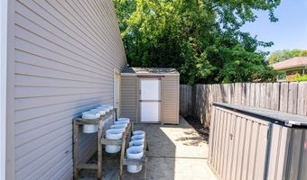 125 Clinton Ave, Akron, OH 44301