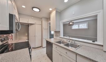30 S Muhlenberg St, Allentown, PA 18104