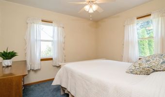 10 Springdale Gardens Rd, Andover, NJ 07821