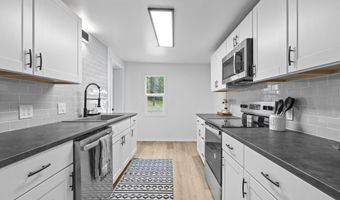 17561 E PERIMETER Rd, Athol, ID 83801