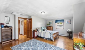 123 Royal Ave, Cranston, RI 02920