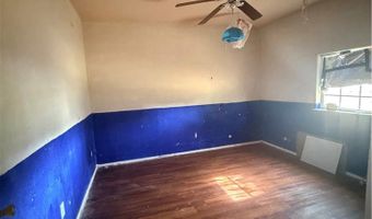 911 S Almond St, Alice, TX 78332