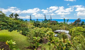 83-1064 HONAUNAU SCHOOL Rd, Captain Cook, HI 96704