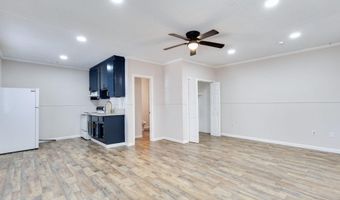 807 809 E Vermilion St, Abbeville, LA 70510